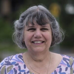Gaby Freer Headshot